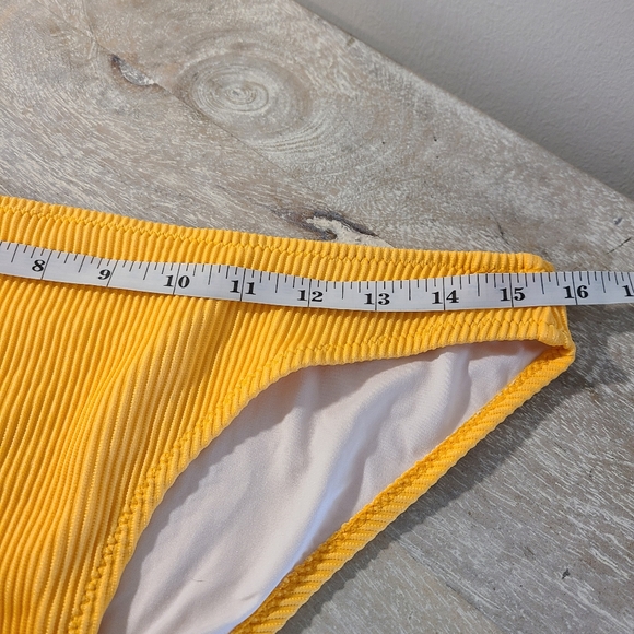 Cupshe Yellow Ribbed Bikini Set - Picture 5 of 11